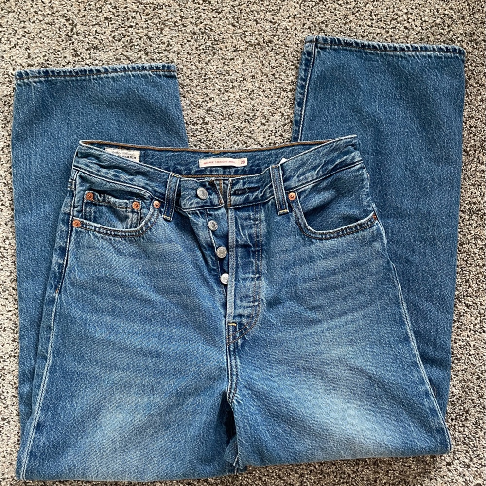 Levi’s ribcage straight ankle cropped jeans